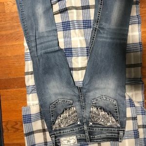 Miss me jeans and rock rivals sizes 27-28